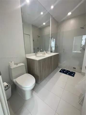501 NE 31 Miami FL 33137