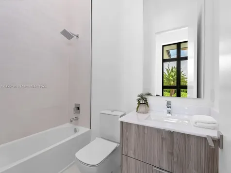 5941 SW 87th Avenue Miami FL 33173