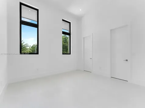 5941 SW 87th Avenue Miami FL 33173