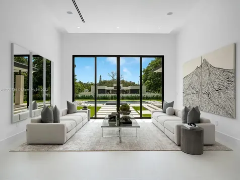 5941 SW 87th Avenue Miami FL 33173