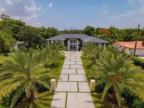 5941 SW 87th Avenue Miami FL 33173