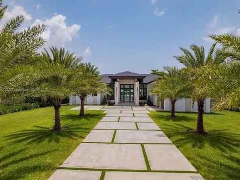 5941 SW 87th Avenue Miami FL 33173