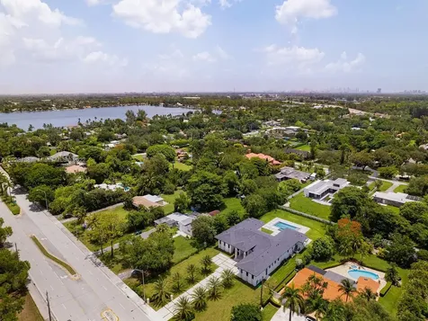 5941 SW 87th Avenue Miami FL 33173