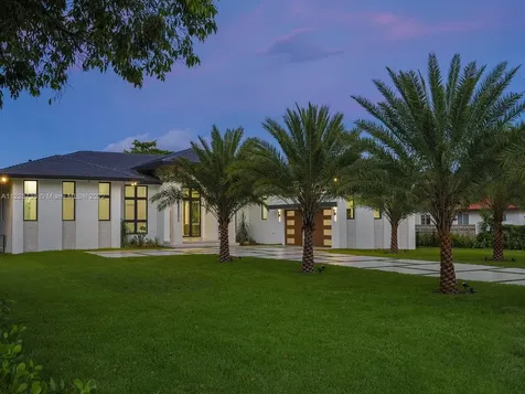 5941 SW 87th Avenue Miami FL 33173