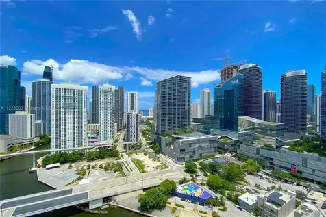 92 SW 3rd Street Miami FL 33130
