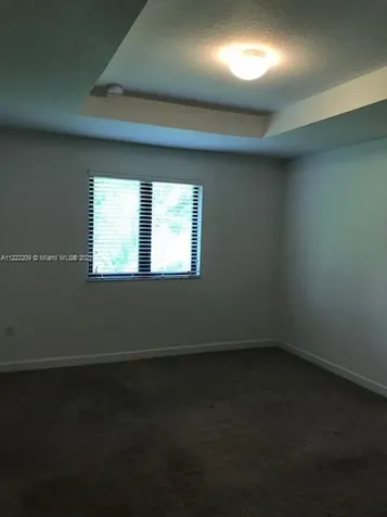317 NE 194th Lane Miami FL 33179