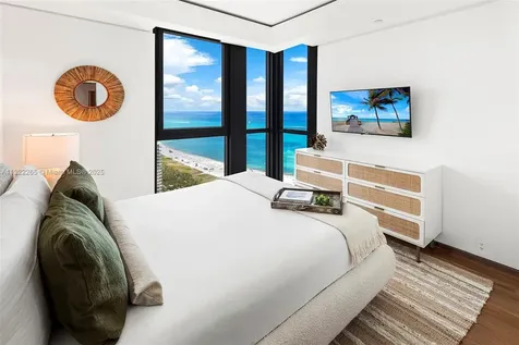 Miami Beach FL 33139