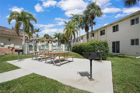 2298 NW 78th Avenue Pembroke Pines FL 33024