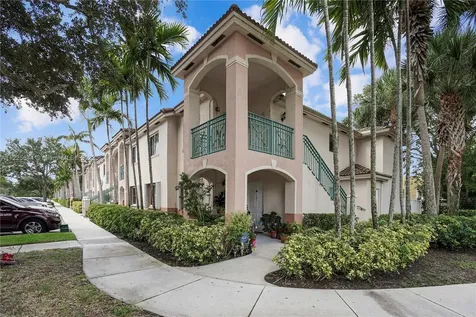 2298 NW 78th Avenue Pembroke Pines FL 33024