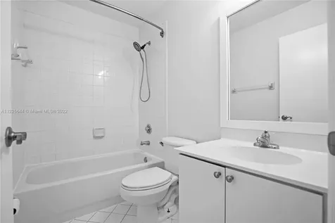 2298 NW 78th Avenue Pembroke Pines FL 33024