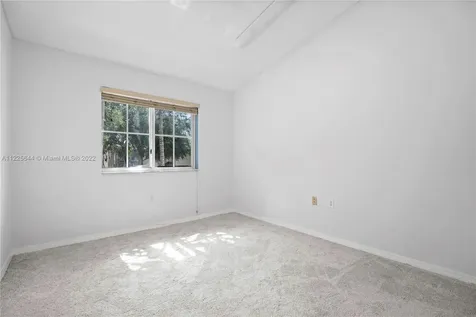 2298 NW 78th Avenue Pembroke Pines FL 33024