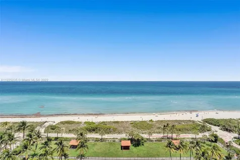 2555 Collins Avenue Miami Beach FL 33140
