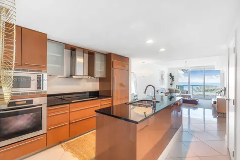 3801 Collins Avenue Miami Beach FL 33140