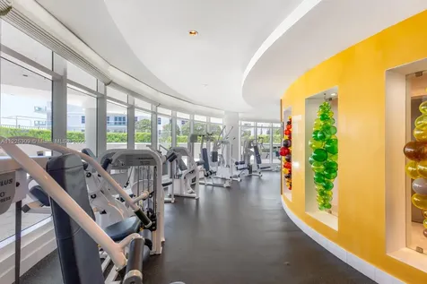 3801 Collins Avenue Miami Beach FL 33140
