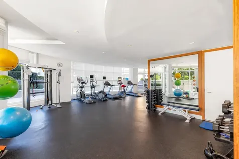 3801 Collins Avenue Miami Beach FL 33140