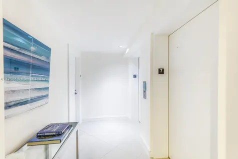 3801 Collins Avenue Miami Beach FL 33140