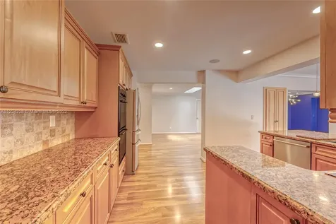 1400 SW 72nd Avenue Plantation FL 33317