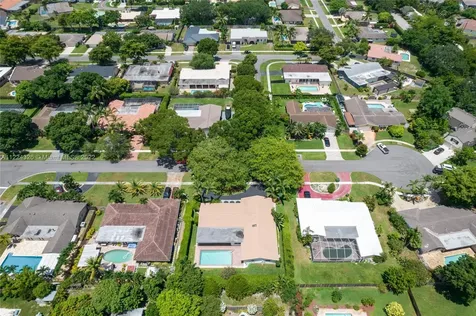 1400 SW 72nd Avenue Plantation FL 33317