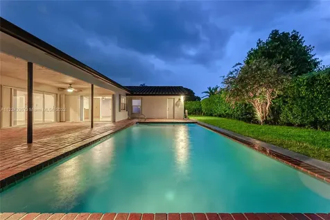 1400 SW 72nd Avenue Plantation FL 33317