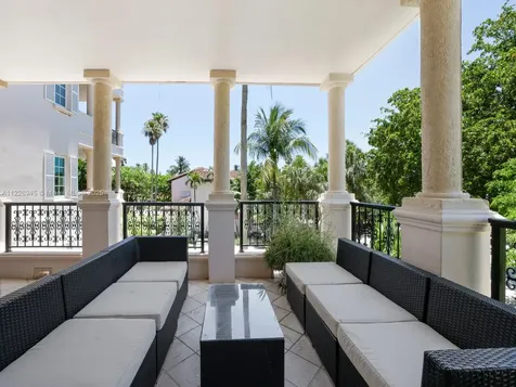 19126 Fisher Island Drive Miami Beach FL 33109