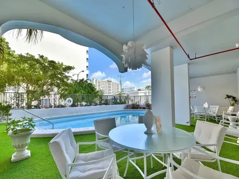 66 Valencia Avenue Coral Gables FL 33134