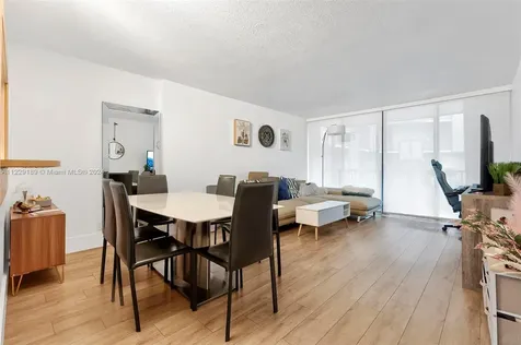 3401 N Country Club Drive Aventura FL 33180