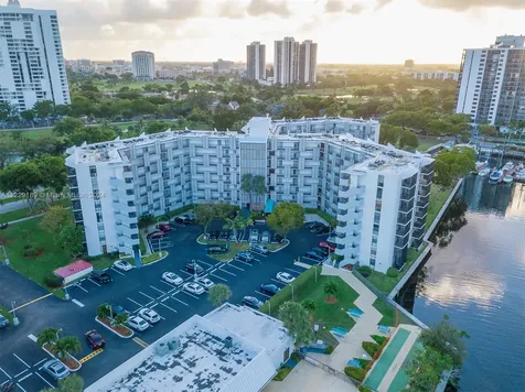 3401 N Country Club Drive Aventura FL 33180