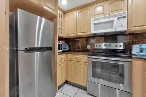 3401 N Country Club Drive Aventura FL 33180