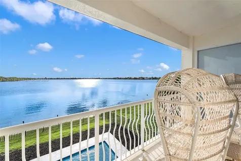 4556 SW 186th Way Miramar FL 33029