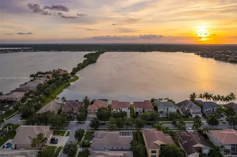 4556 SW 186th Way Miramar FL 33029