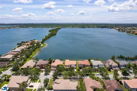 4556 SW 186th Way Miramar FL 33029