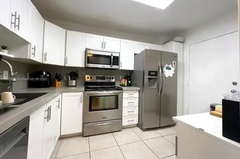 9721 E Bay Harbor Drive Bay Harbor Islands FL 33154