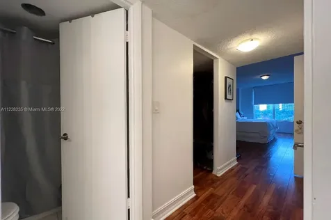 9721 E Bay Harbor Drive Bay Harbor Islands FL 33154