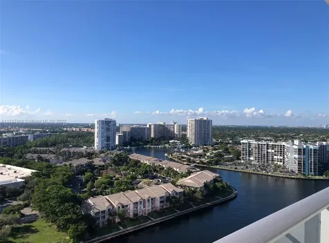4010 S Ocean Drive Hollywood FL 33019