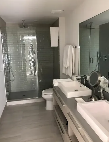 4010 S Ocean Drive Hollywood FL 33019