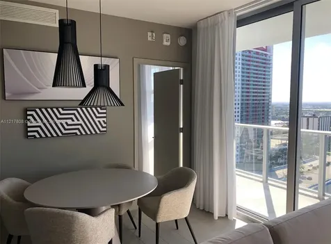 4010 S Ocean Drive Hollywood FL 33019