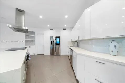 870 N Shore Drive Miami Beach FL 33141