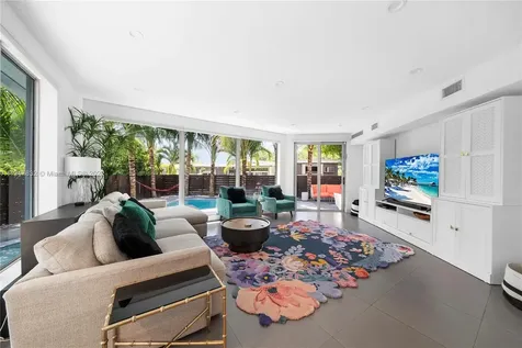 870 N Shore Drive Miami Beach FL 33141