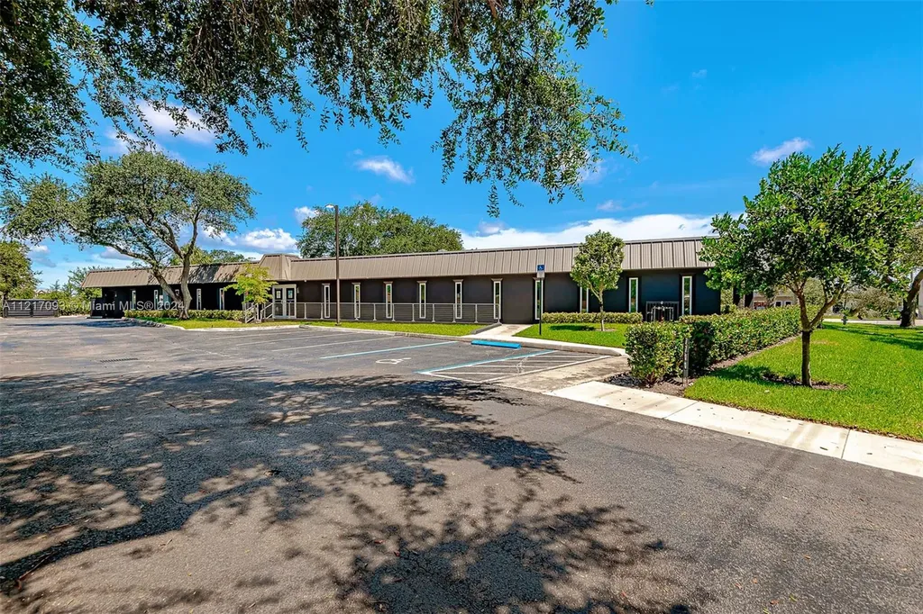 7700 Davie Road Extension Hollywood FL 33024