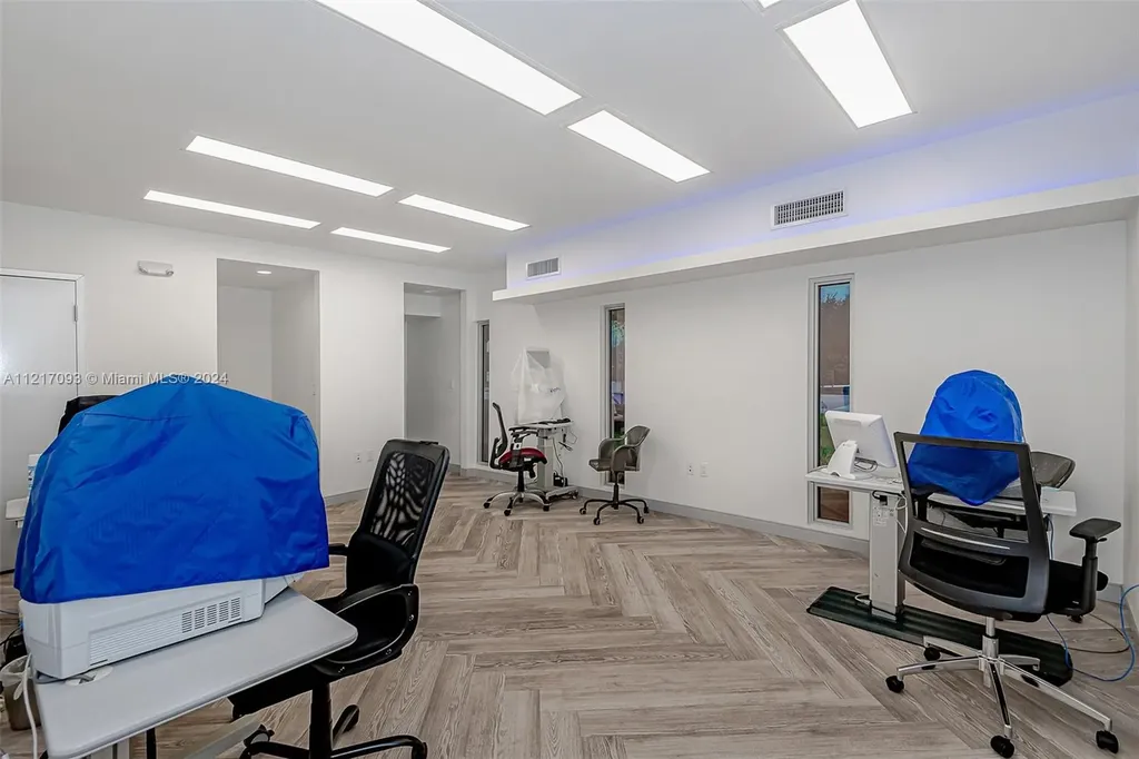7700 Davie Road Extension Hollywood FL 33024