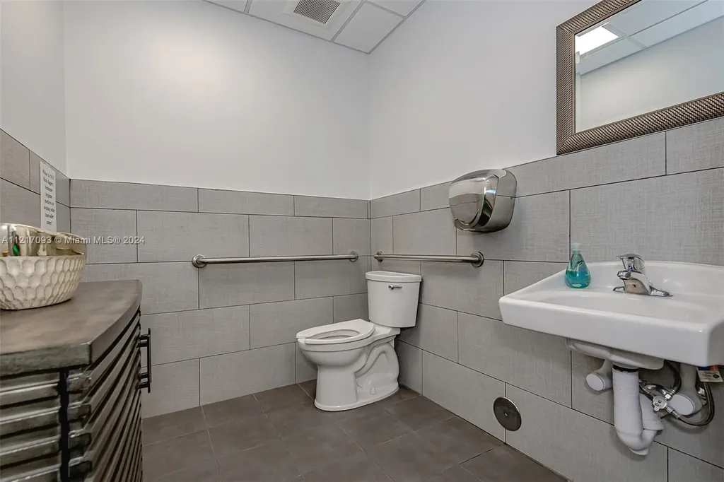 7700 Davie Road Extension Hollywood FL 33024