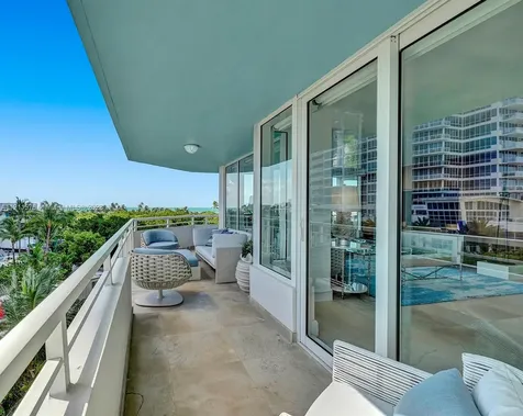 400 S Pointe Drive Miami Beach FL 33139