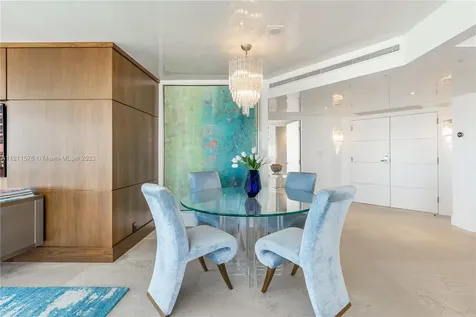 400 S Pointe Drive Miami Beach FL 33139