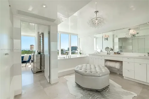 400 S Pointe Drive Miami Beach FL 33139