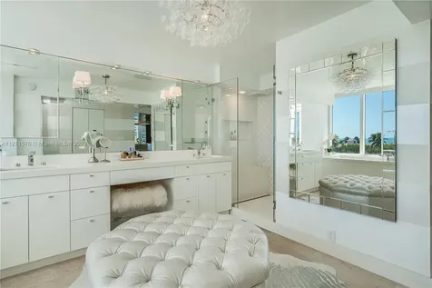 400 S Pointe Drive Miami Beach FL 33139