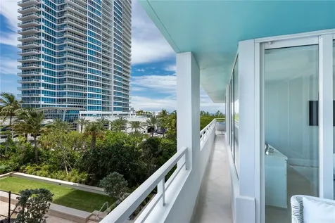 400 S Pointe Drive Miami Beach FL 33139