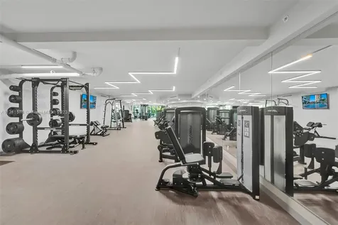 400 S Pointe Drive Miami Beach FL 33139