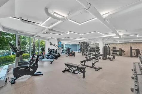 400 S Pointe Drive Miami Beach FL 33139