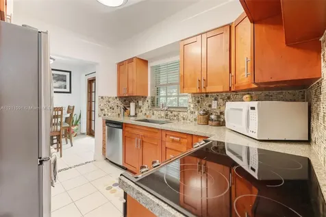 7548 SW 58th Avenue South Miami FL 33143