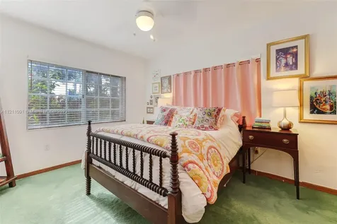 7548 SW 58th Avenue South Miami FL 33143
